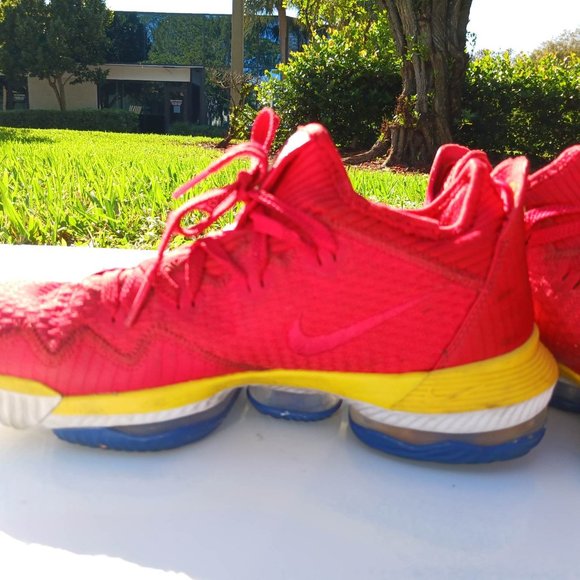 Nike Men's LeBron 16 Low SuperBron Size 8 Red Basketball Shoes Sneakers - Picture 9 of 16